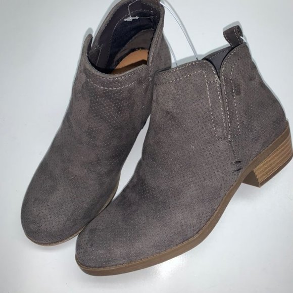 Universal Thread Booties - Picture 3 of 4